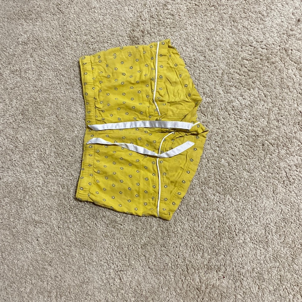 Yellow comfy flower shorts. Size large